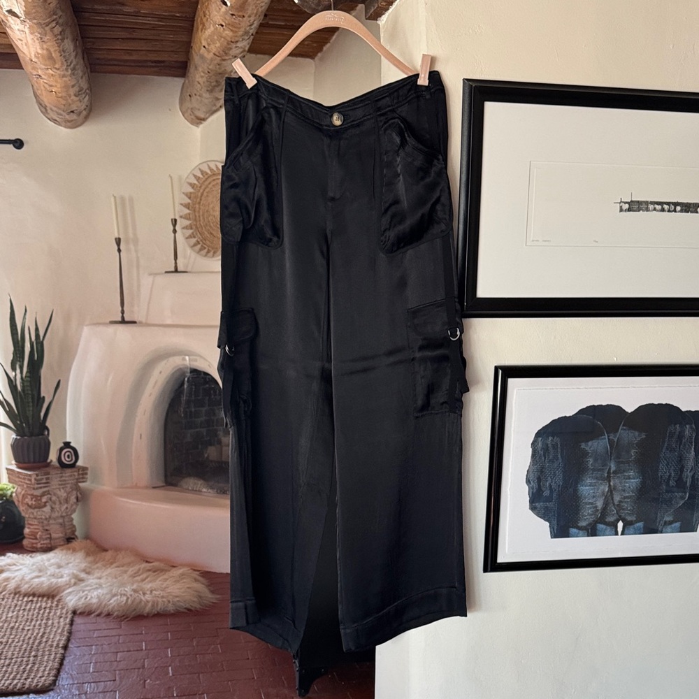 Anthropologie Black Wide Leg Satin Pants. Size 8. NWT.